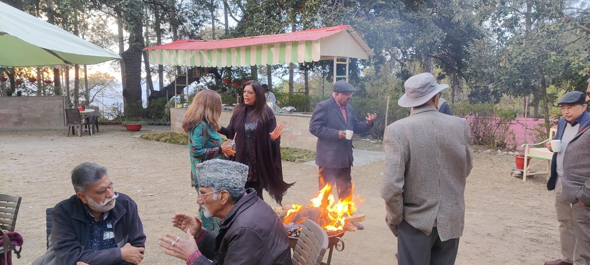 West View Hotel Ranikhet Luaran gambar