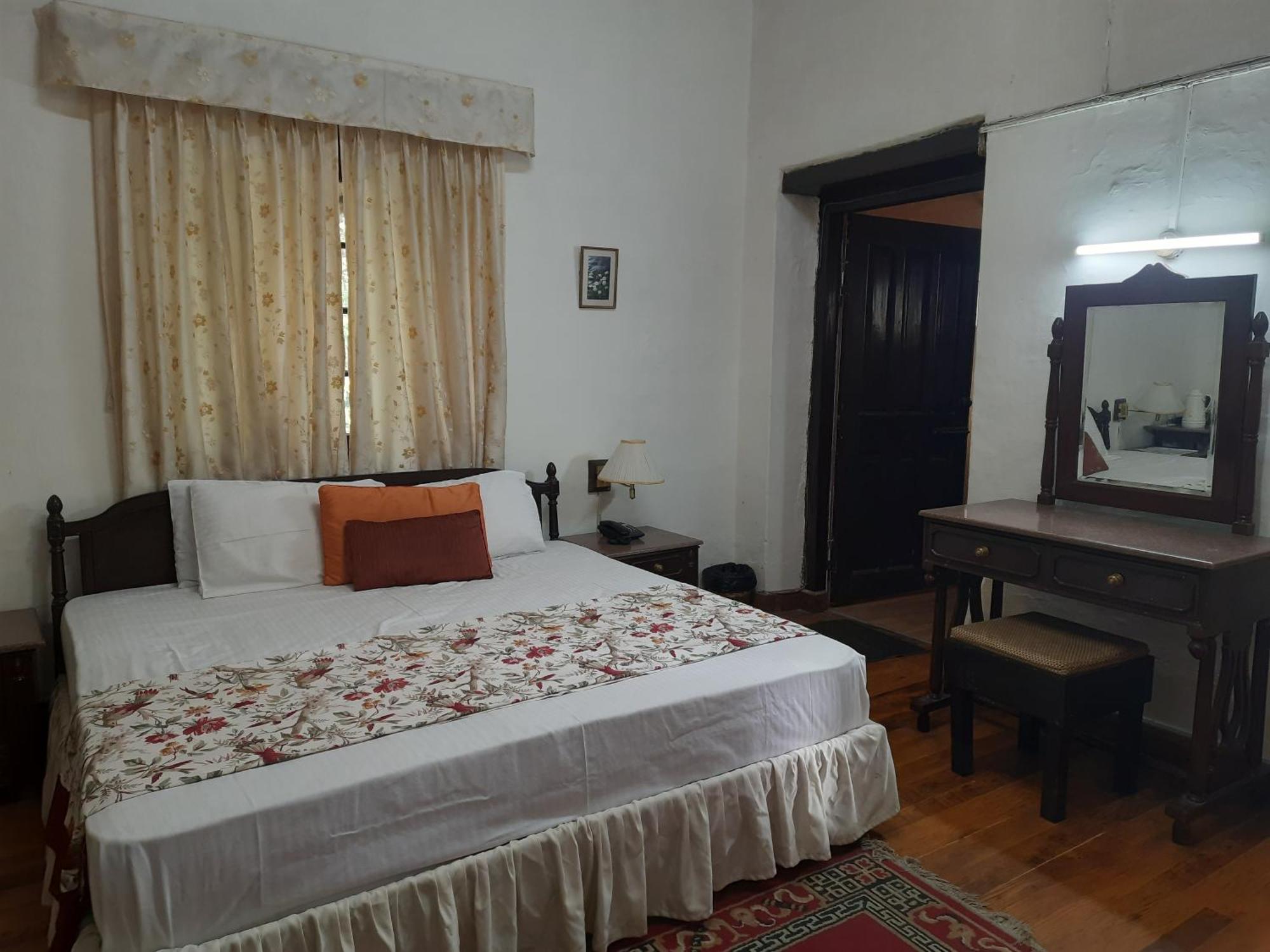 West View Hotel Ranikhet Luaran gambar