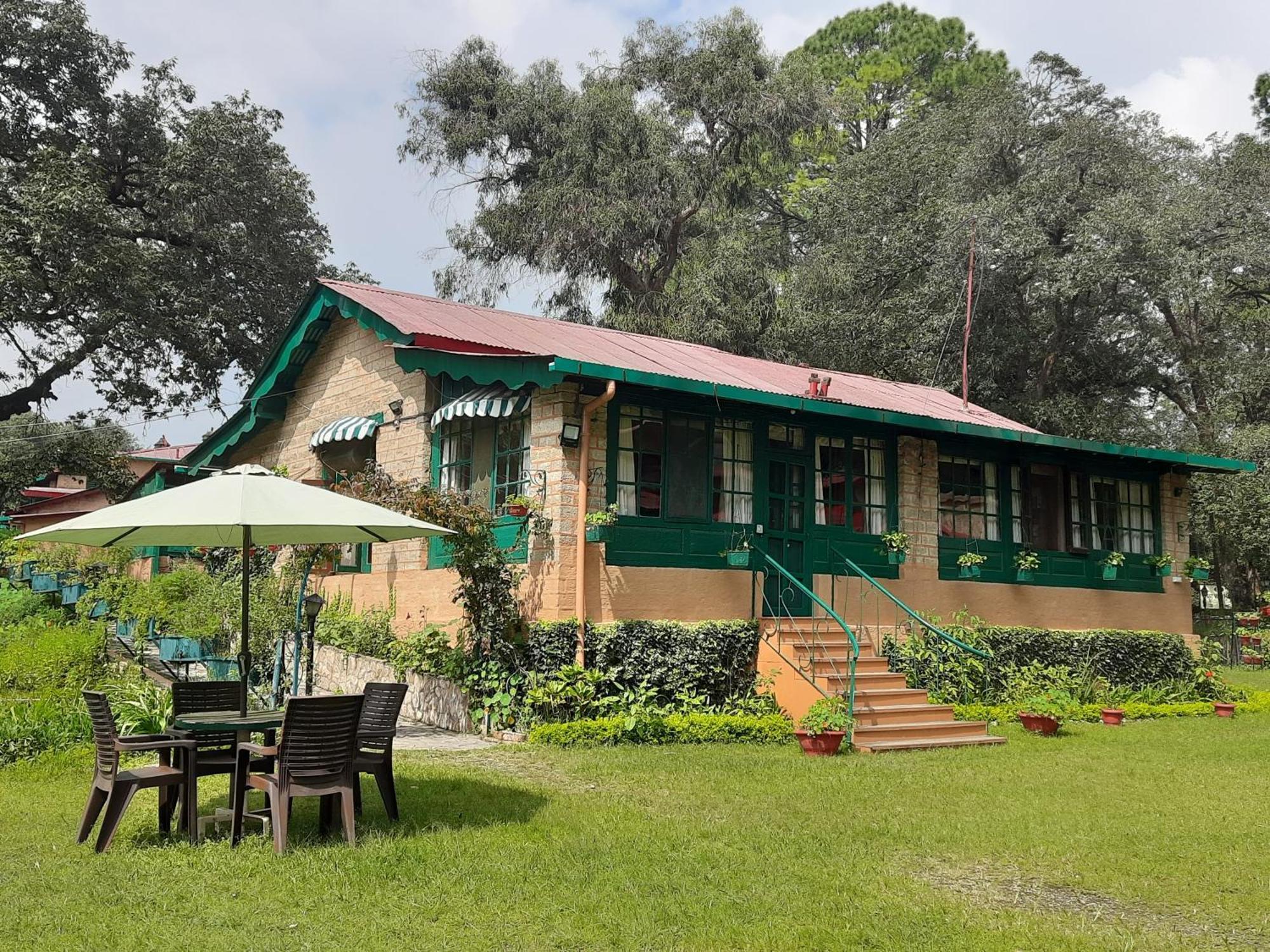 West View Hotel Ranikhet Luaran gambar